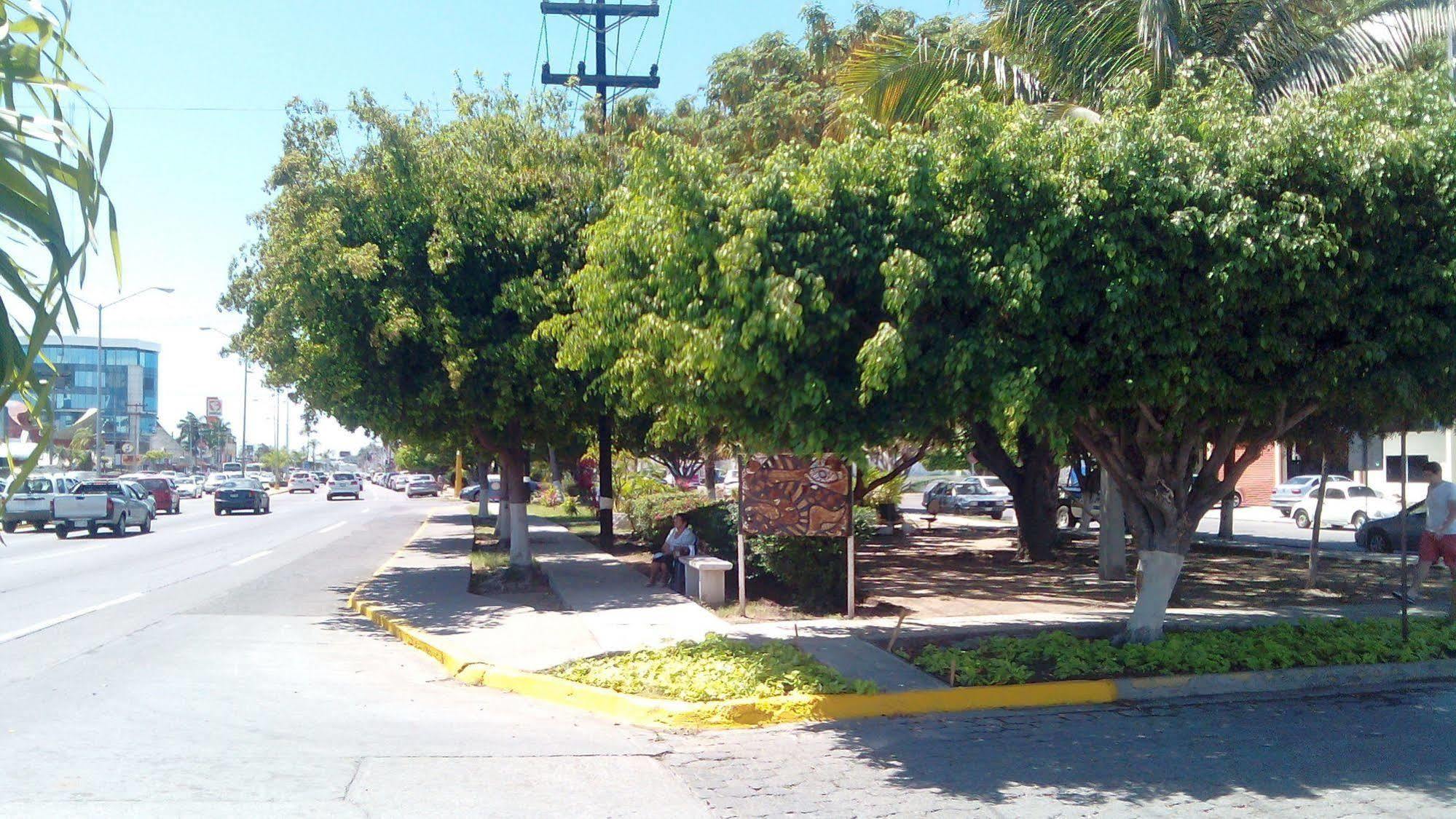 Hotel Mazatlan Bagian luar foto